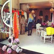 Hippie-3863842-featured