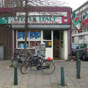 Little-italy-italiaanse-delicatessen-10381-featured