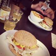 Die-burgermacher-4085888-featured