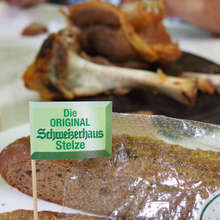 Schweizerhaus_3993469_card